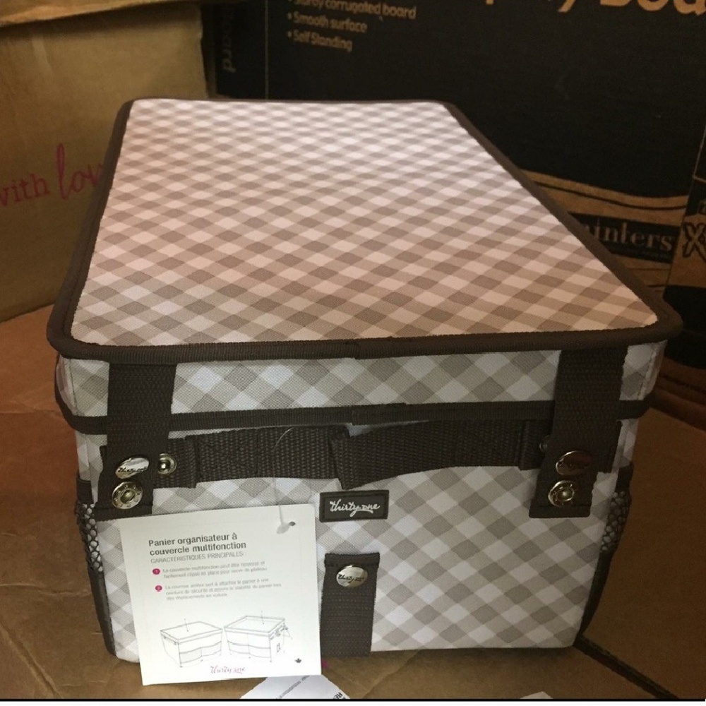 🌷Thirty one Ultimate Flip Top Organizer!🌟